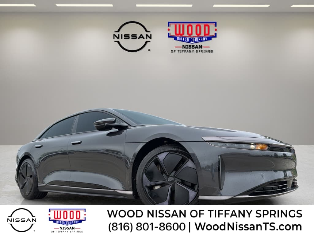 2025 Lucid Air Touring — photo 1 of 28