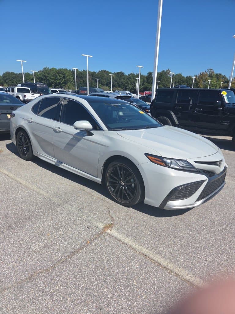 2022 Toyota Camry XSE — photo 1 of 8