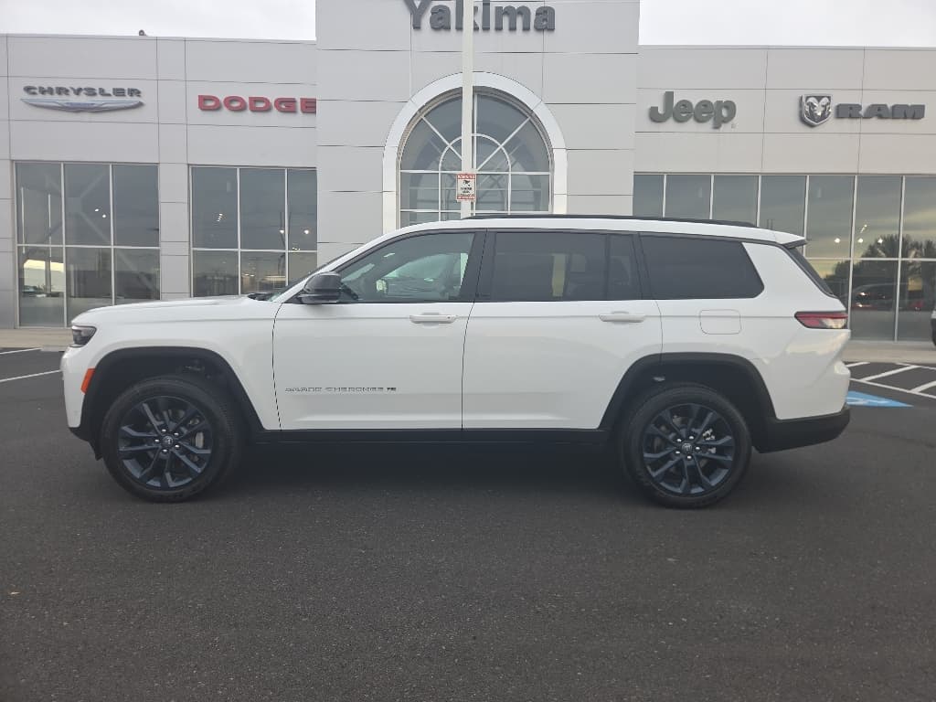 2026 Jeep Grand Cherokee L 85th Anniversary Edition — photo 1 of 42
