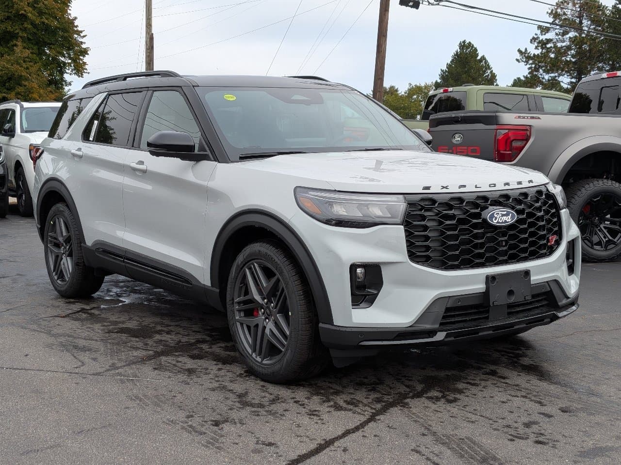 2027 Ford Explorer ST — photo 1 of 43