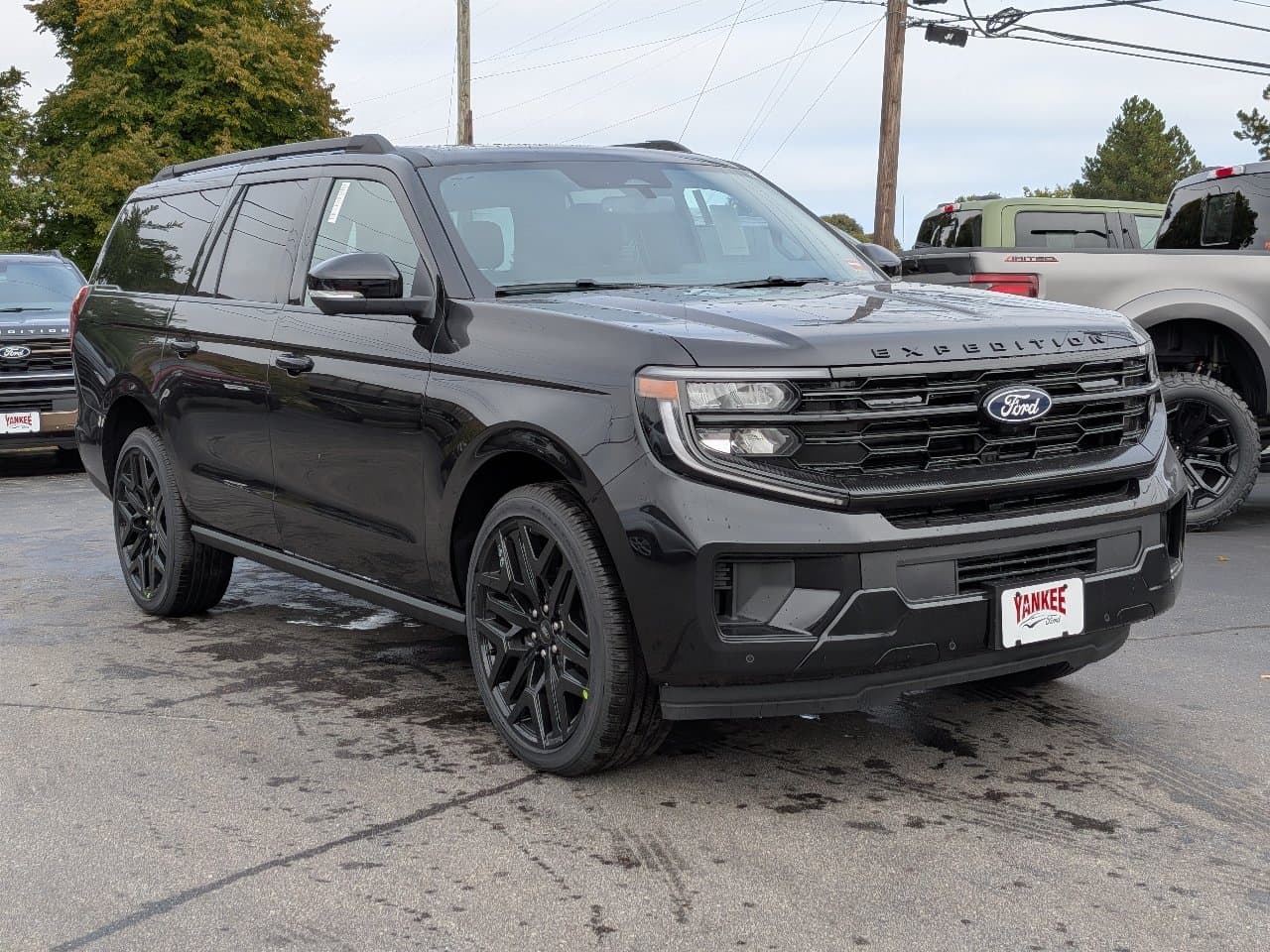 2027 Ford Expedition Max Platinum — photo 1 of 41