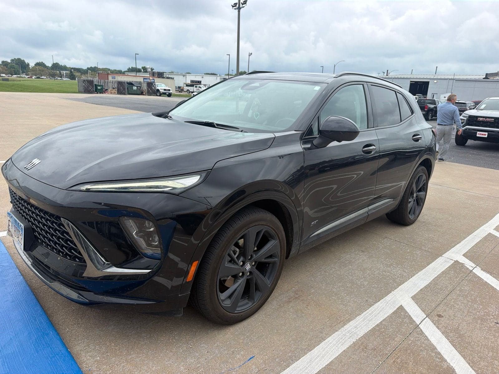 2024 Buick Envision Sport Touring — photo 1 of 6