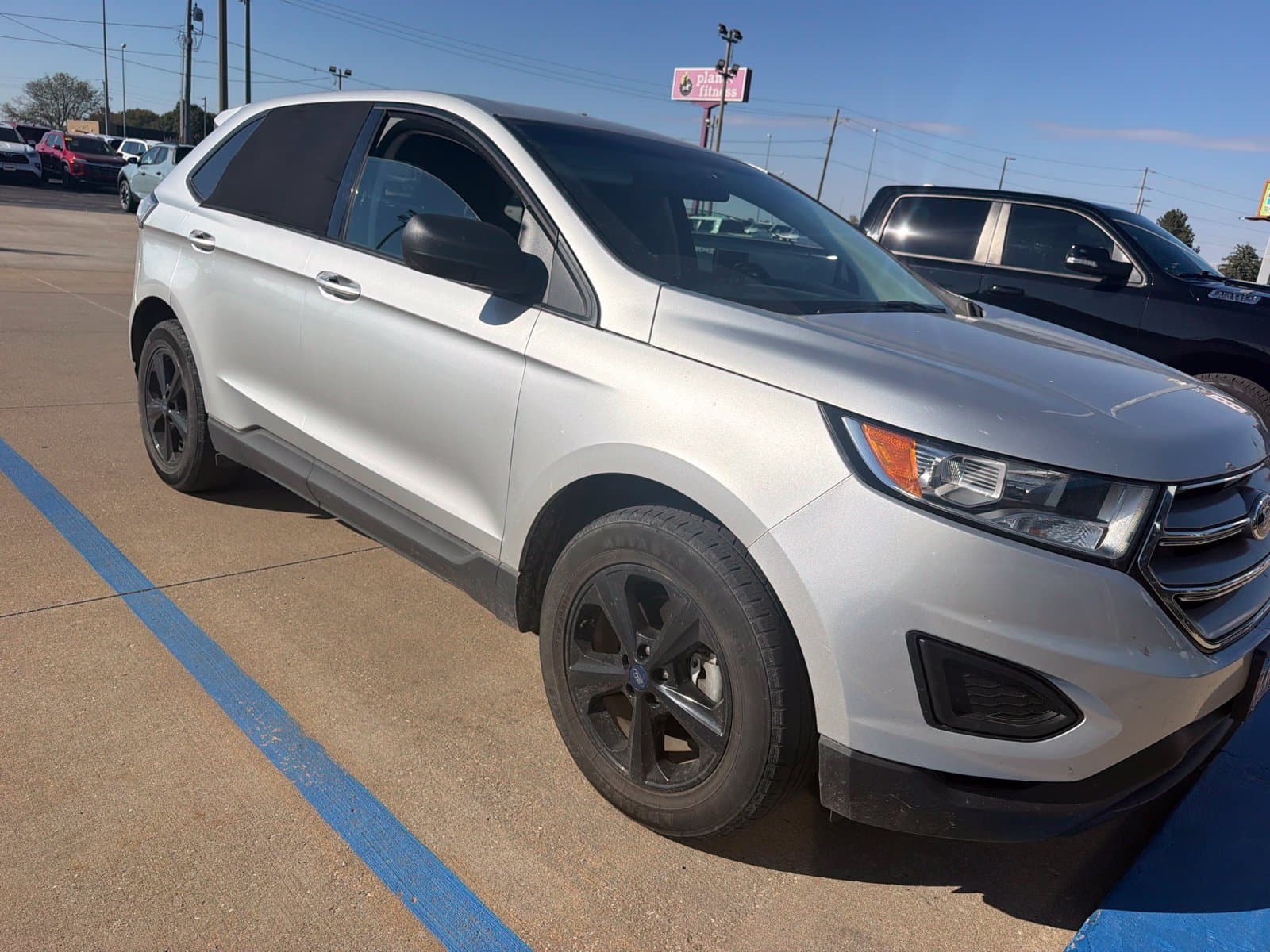 2018 Ford Edge SE — photo 1 of 4