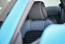 Extra Photo