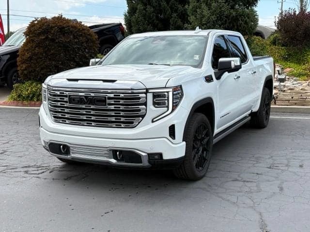 2024 GMC Sierra 1500 Denali — photo 1 of 34