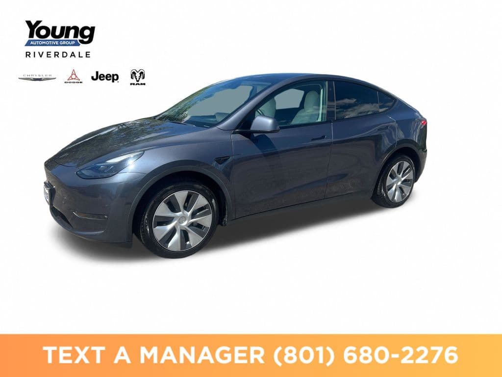 2023 Tesla Model Y Long Range — photo 1 of 27