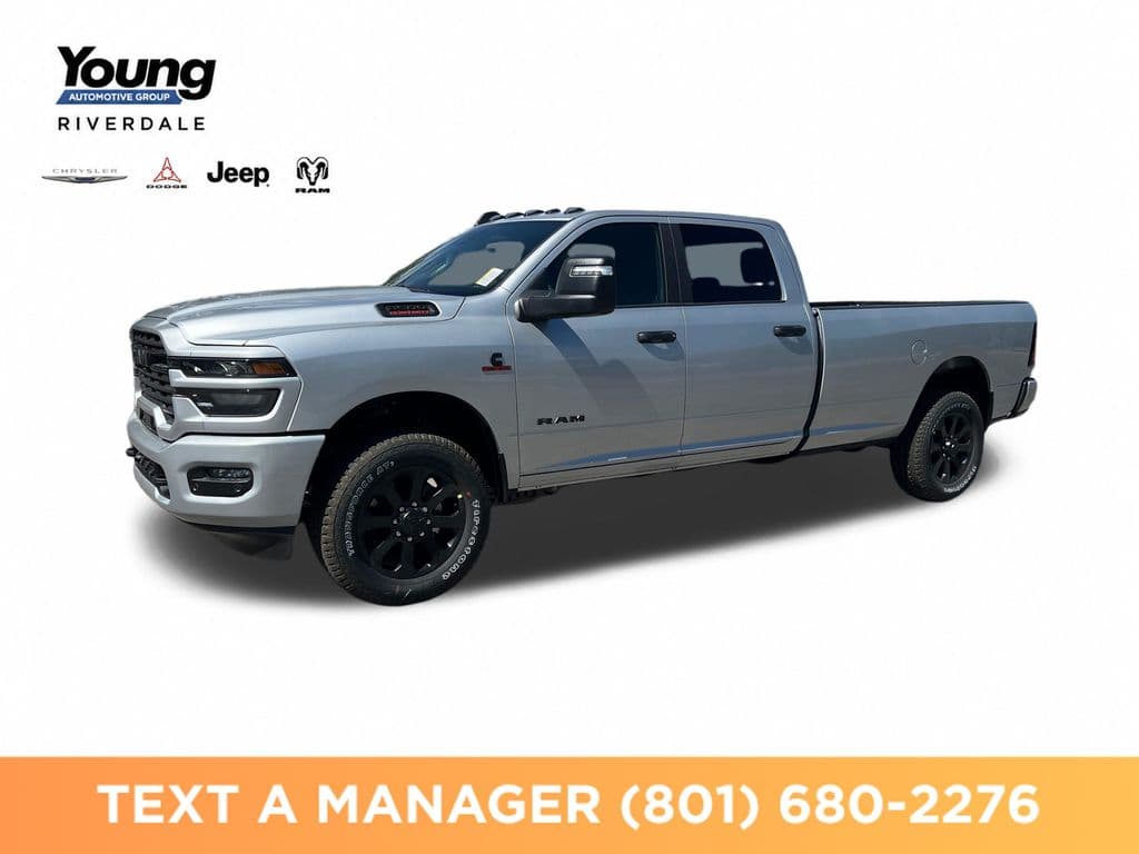 2026 RAM 3500 BIG HORN CREW CAB 4X4 8' BOX — photo 1 of 39