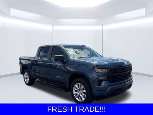 2024 Chevrolet Silverado 1500 Custom — photo 1 of 9