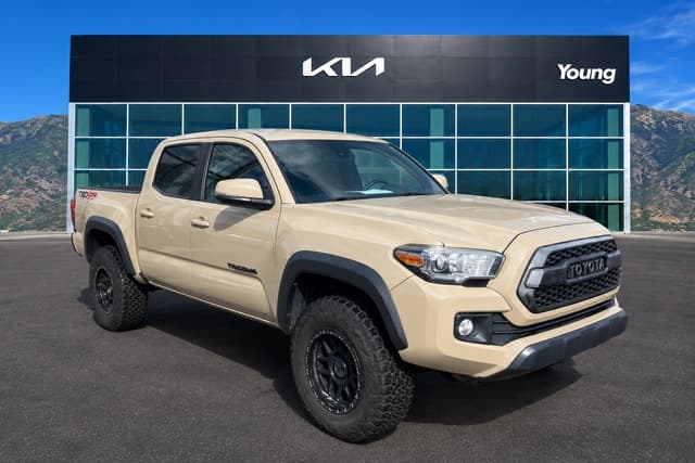 2019 Toyota Tacoma 4WD TRD Off Road — photo 1 of 26