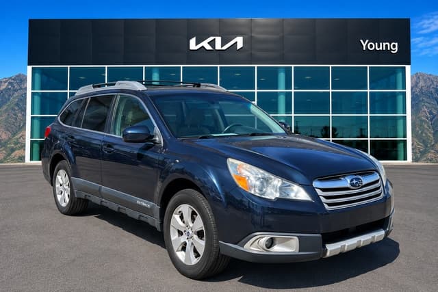 2012 Subaru Outback 2.5i — photo 1 of 7