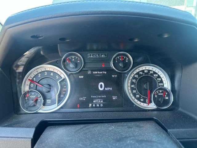 2015 RAM 3500 Laramie — photo 1 of 8