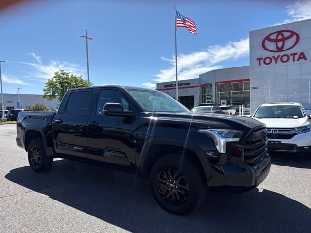 2025 Toyota Tundra 4WD SR5 — photo 1 of 28