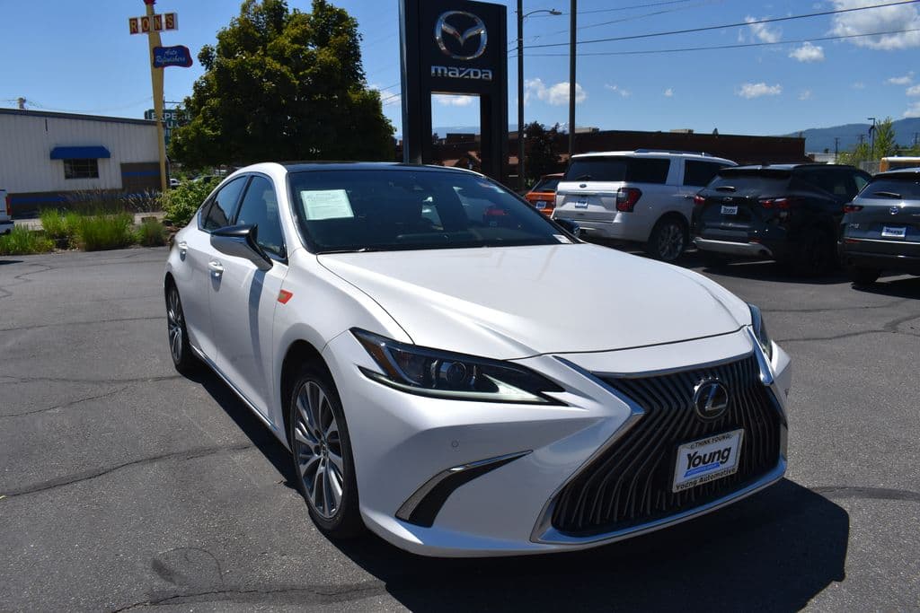 2020 Lexus ES 350 — photo 1 of 35