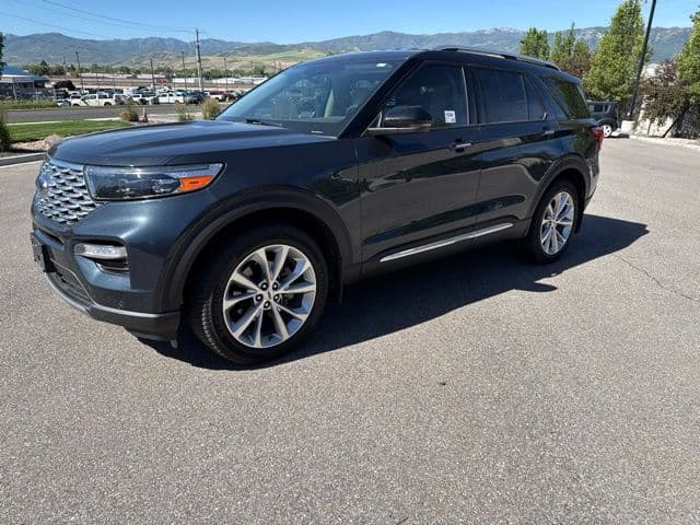 2023 Ford Explorer Platinum — photo 1 of 34