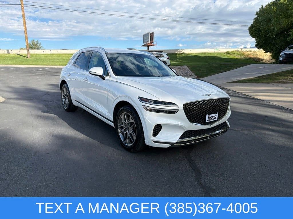 2025 Genesis GV70 Base — photo 1 of 32