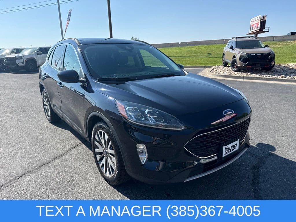 2021 Ford Escape Titanium — photo 1 of 31