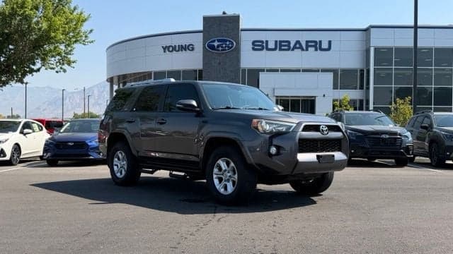 2018 Toyota 4Runner SR5 — photo 1 of 26
