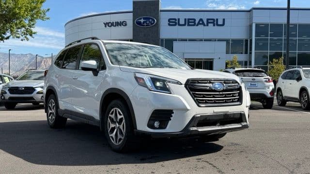 2024 Subaru Forester Premium — photo 1 of 21