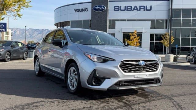 2024 Subaru Impreza Base — photo 1 of 21
