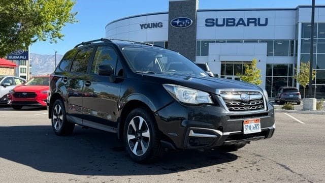 2018 Subaru Forester Premium — photo 1 of 12