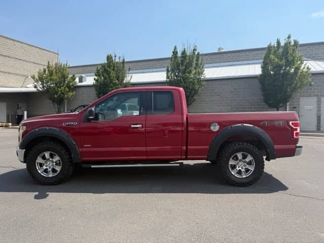 2016 Ford F-150 XLT — photo 1 of 31