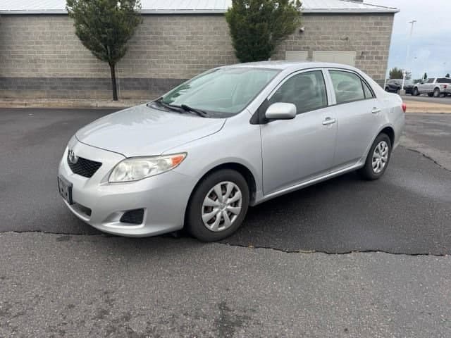 2010 Toyota Corolla LE — photo 1 of 20