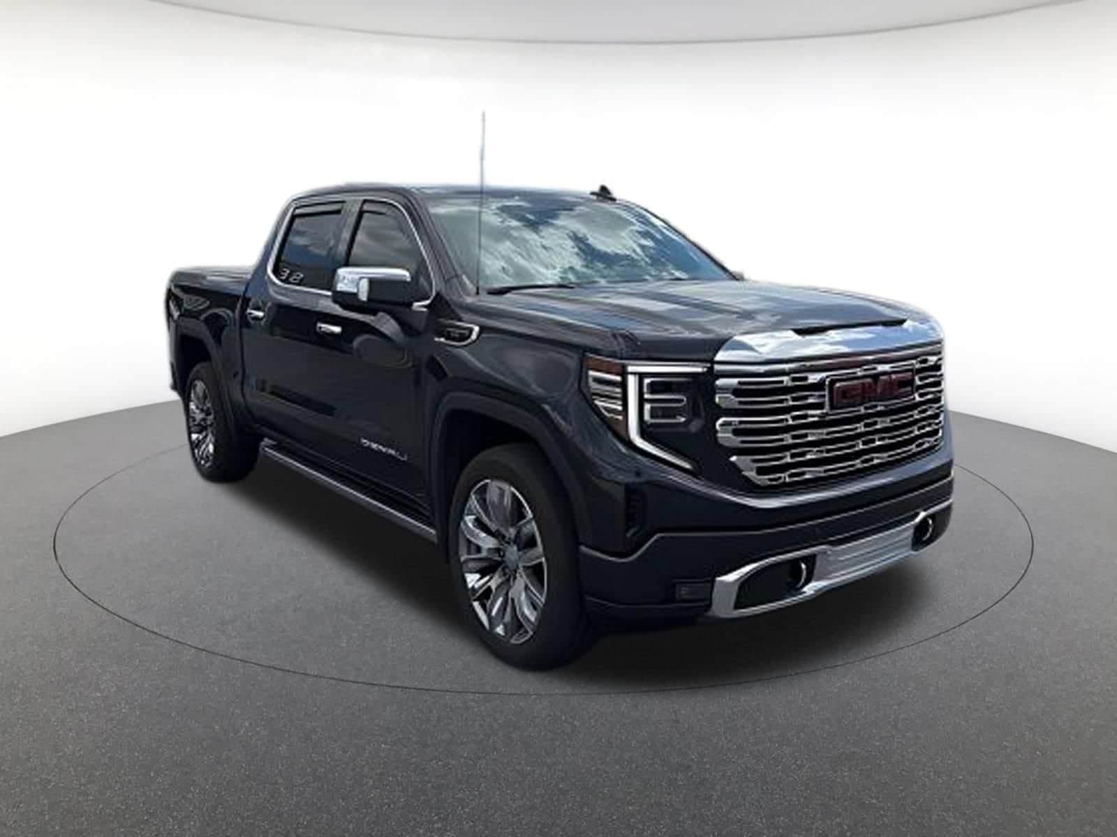2026 GMC Sierra 1500 Denali — photo 1 of 33
