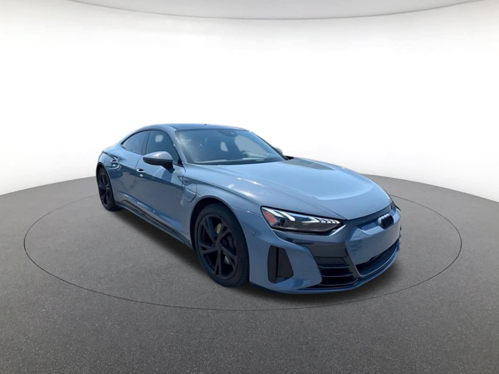 2023 Audi e-tron GT Premium Plus — photo 1 of 34