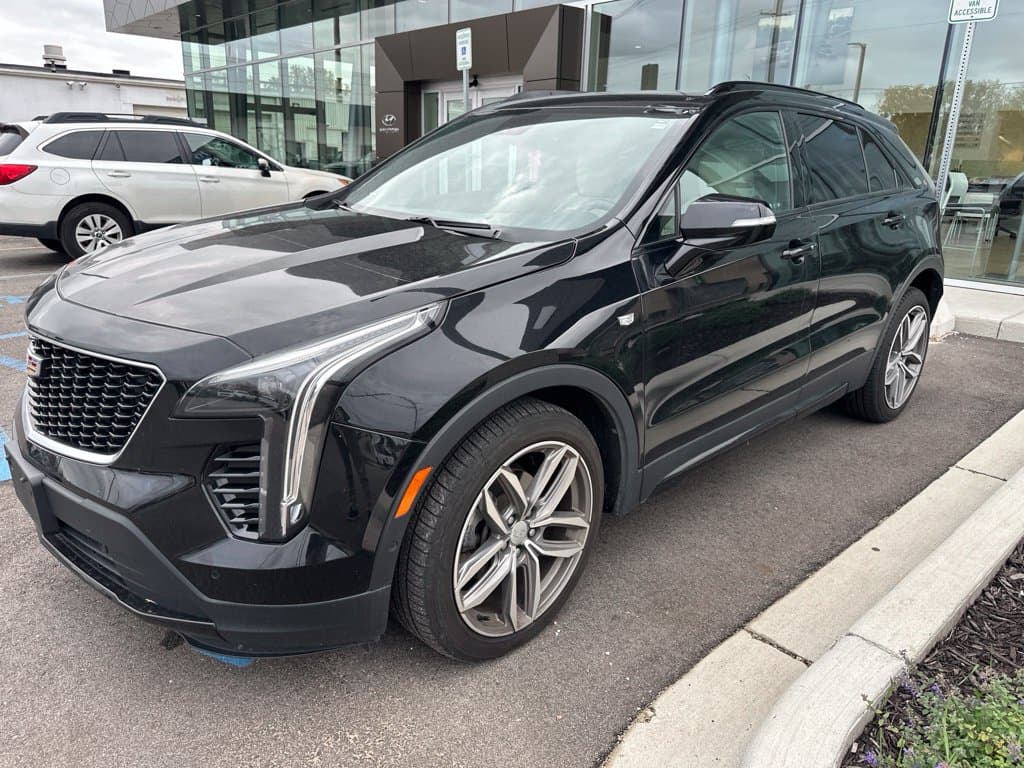 2019 Cadillac XT4 AWD Sport — photo 1 of 28