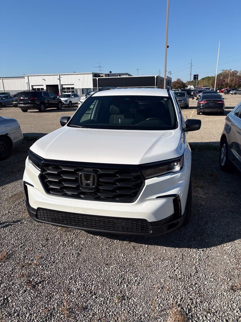 2023 Honda Pilot Sport — photo 1 of 22