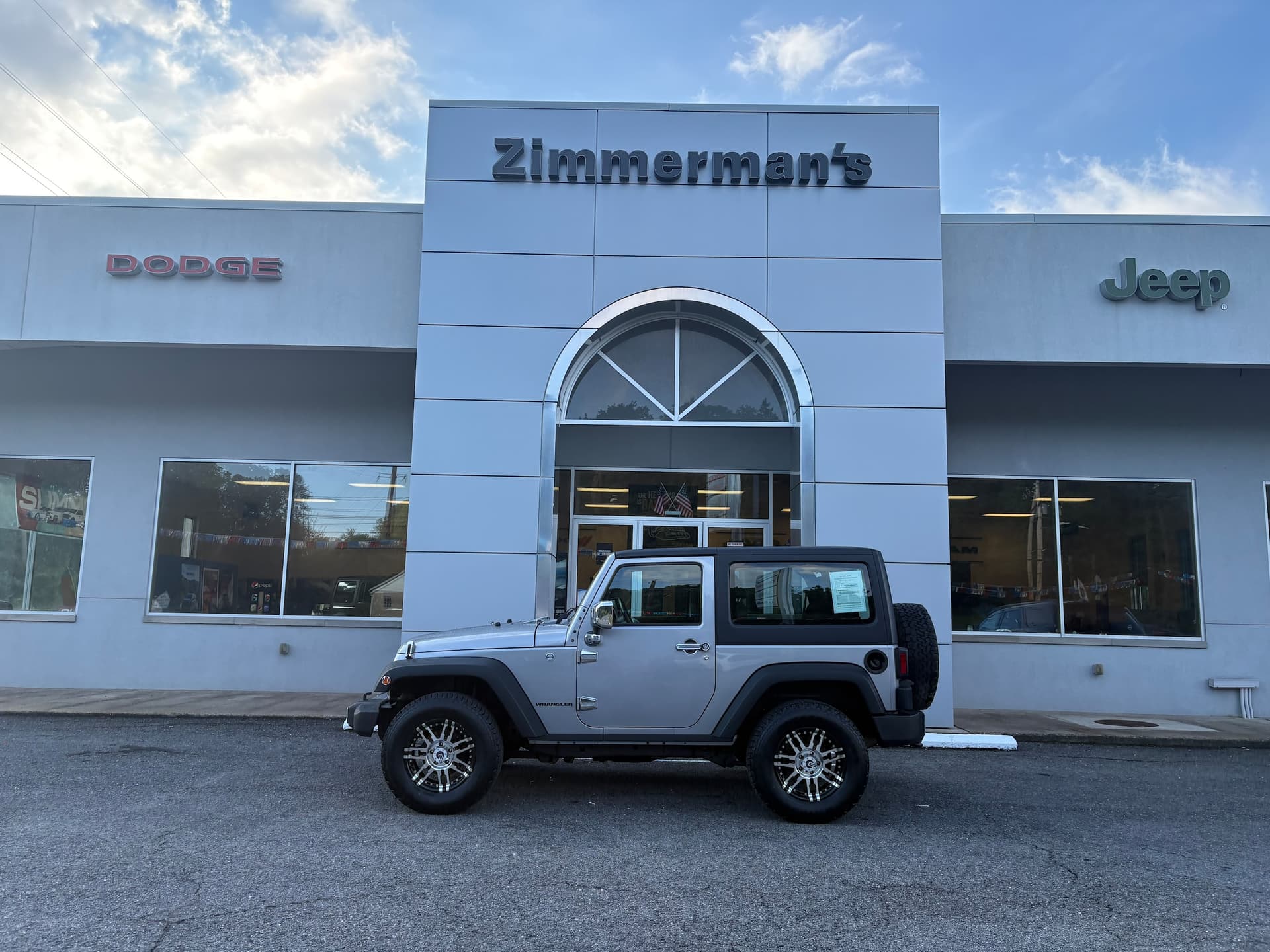 2017 Jeep Wrangler Sport — photo 1 of 14