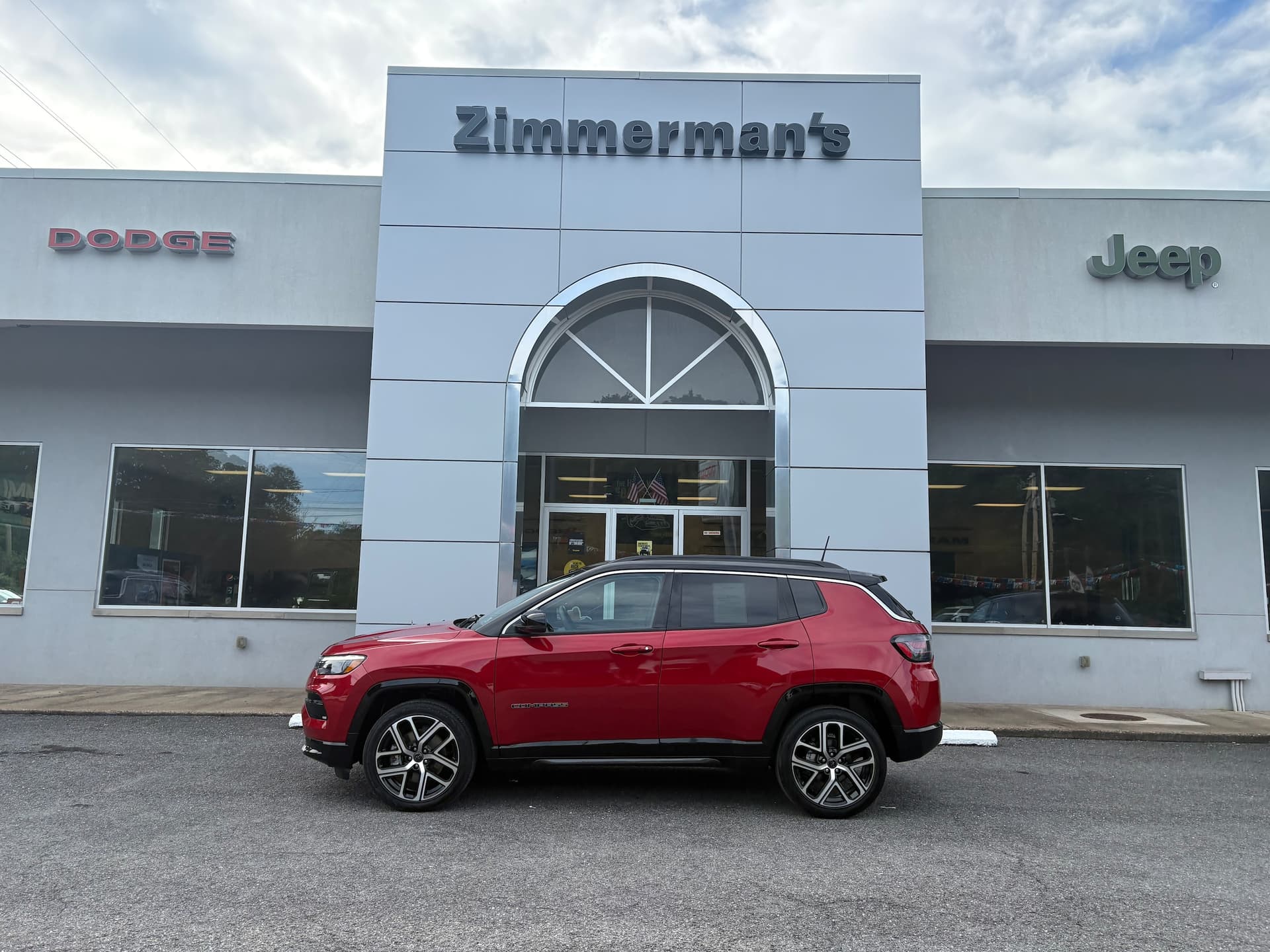 2025 Jeep Compass Limited — photo 1 of 27