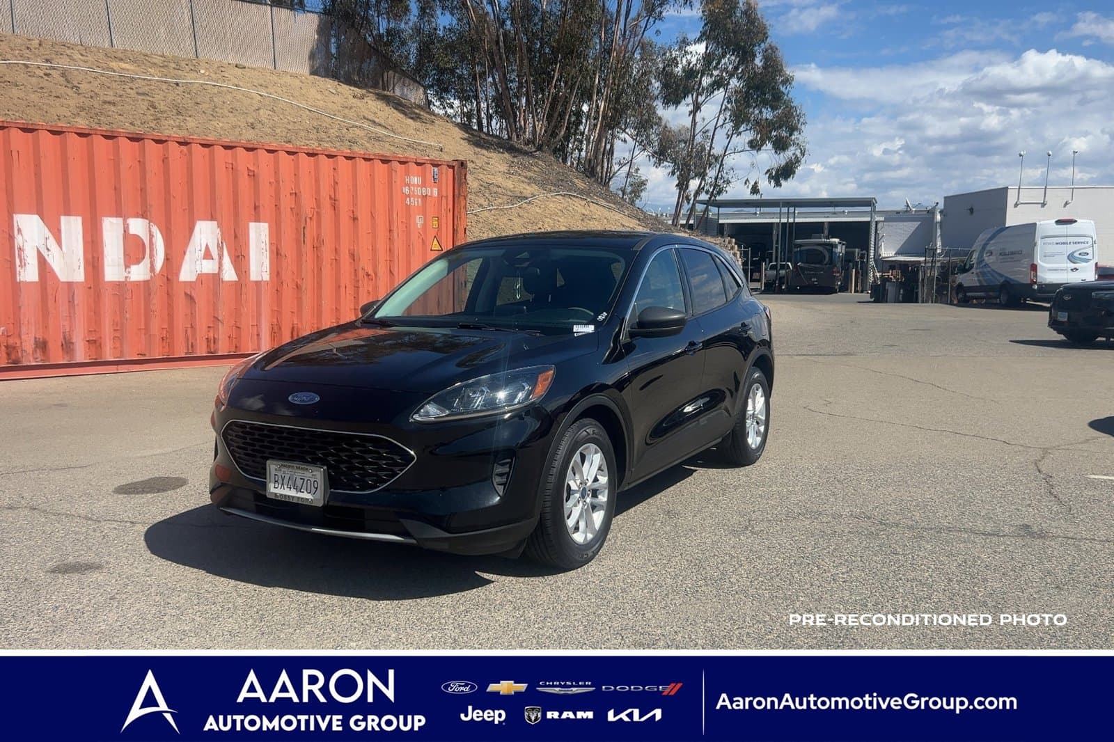 2022 Ford Escape SE — photo 1 of 22