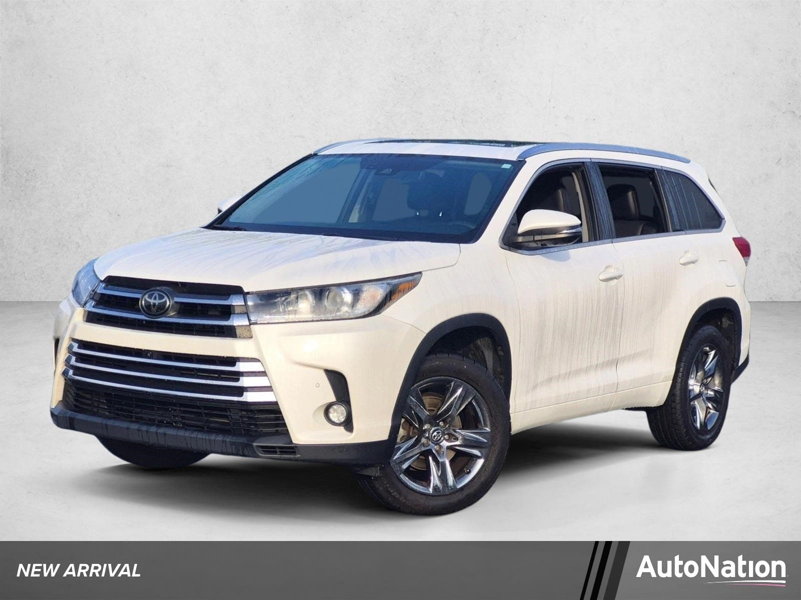 2017 Toyota Highlander Limited Platinum — photo 1 of 23