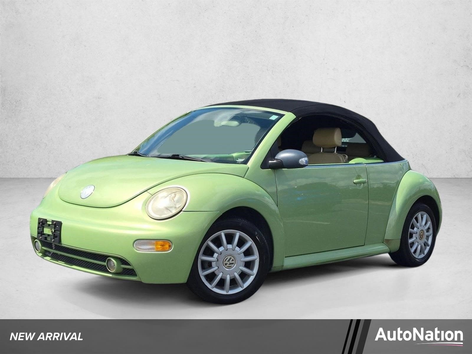 2005 Volkswagen New Beetle Convertible GLS — photo 1 of 16