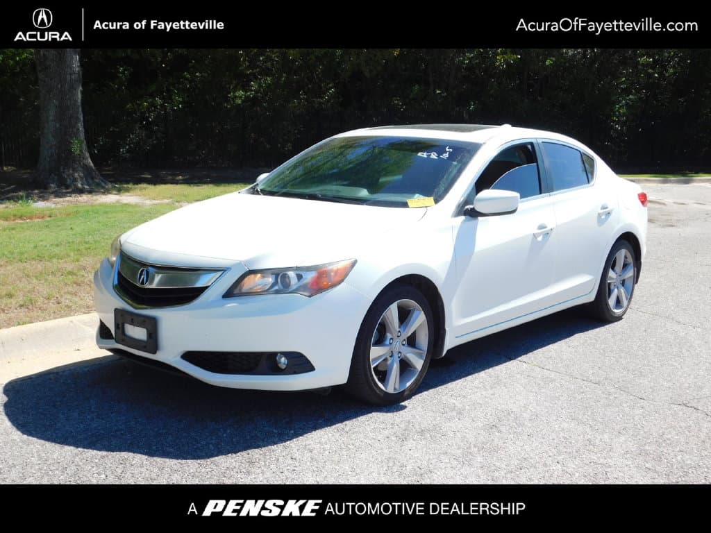 2014 Acura ILX Base — photo 1 of 12