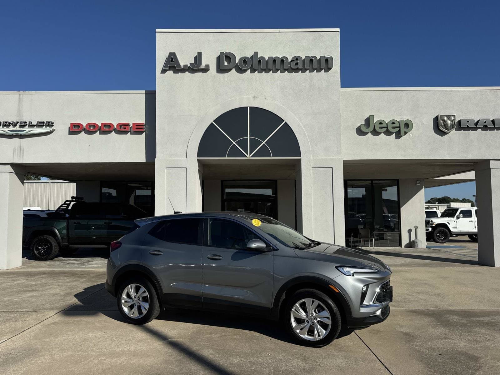 2025 Buick Encore GX Preferred — photo 1 of 27