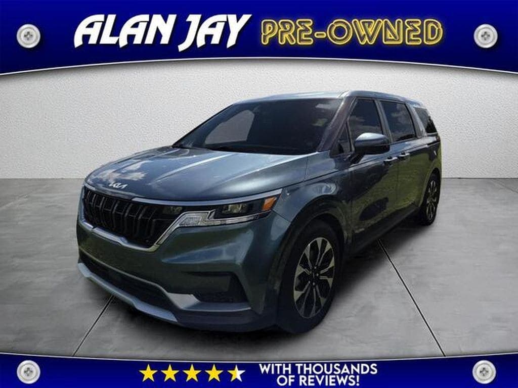 2023 Kia Carnival EX — photo 1 of 5