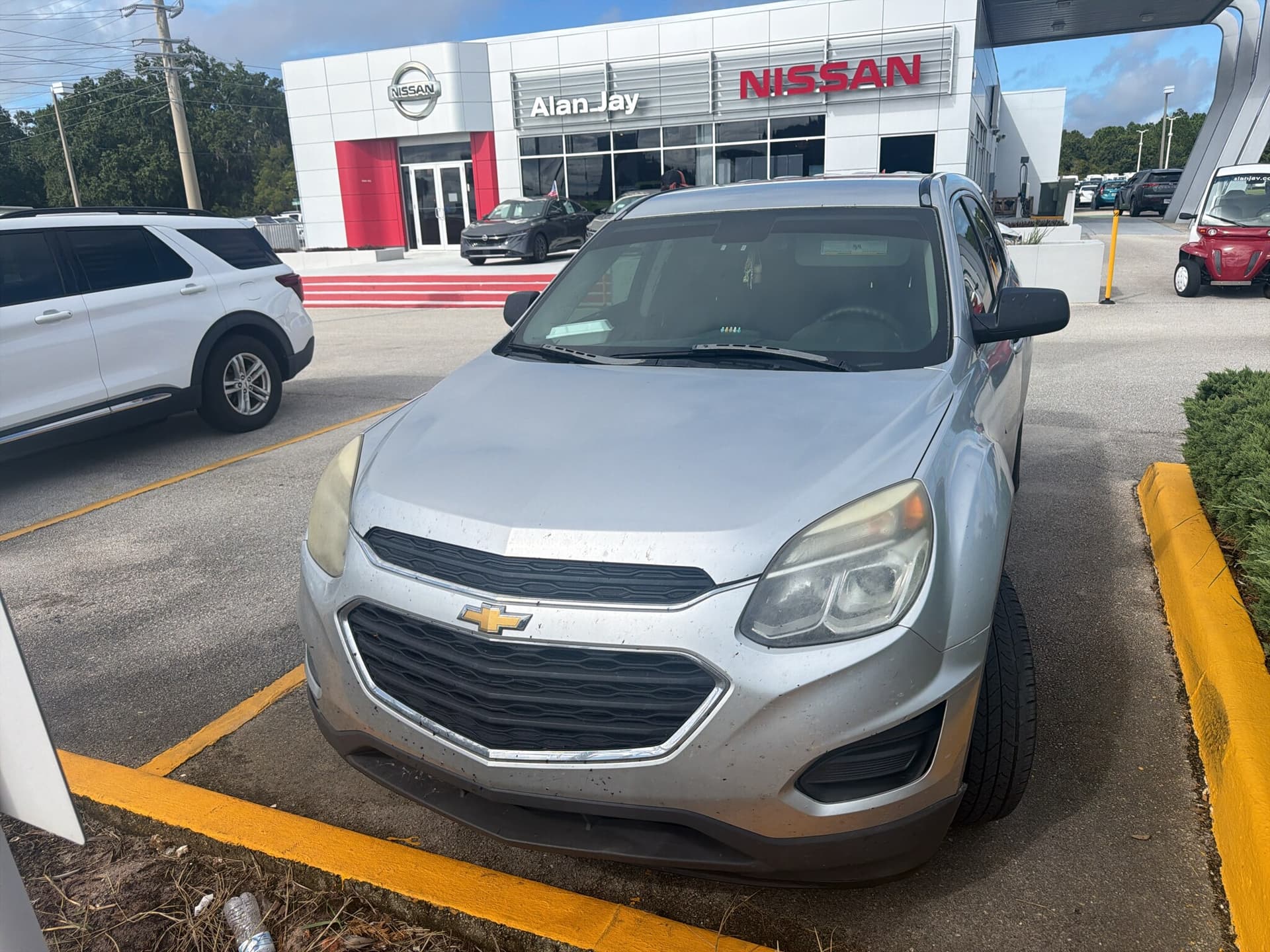 2016 Chevrolet Equinox LS — photo 1 of 3