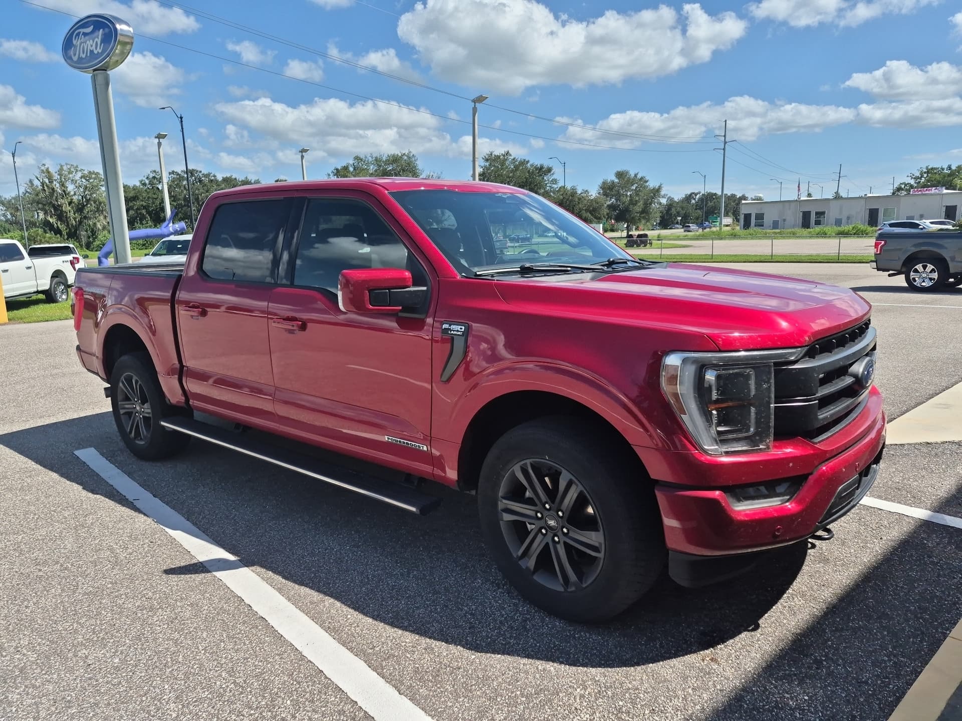 2023 Ford F-150 LARIAT — photo 1 of 5