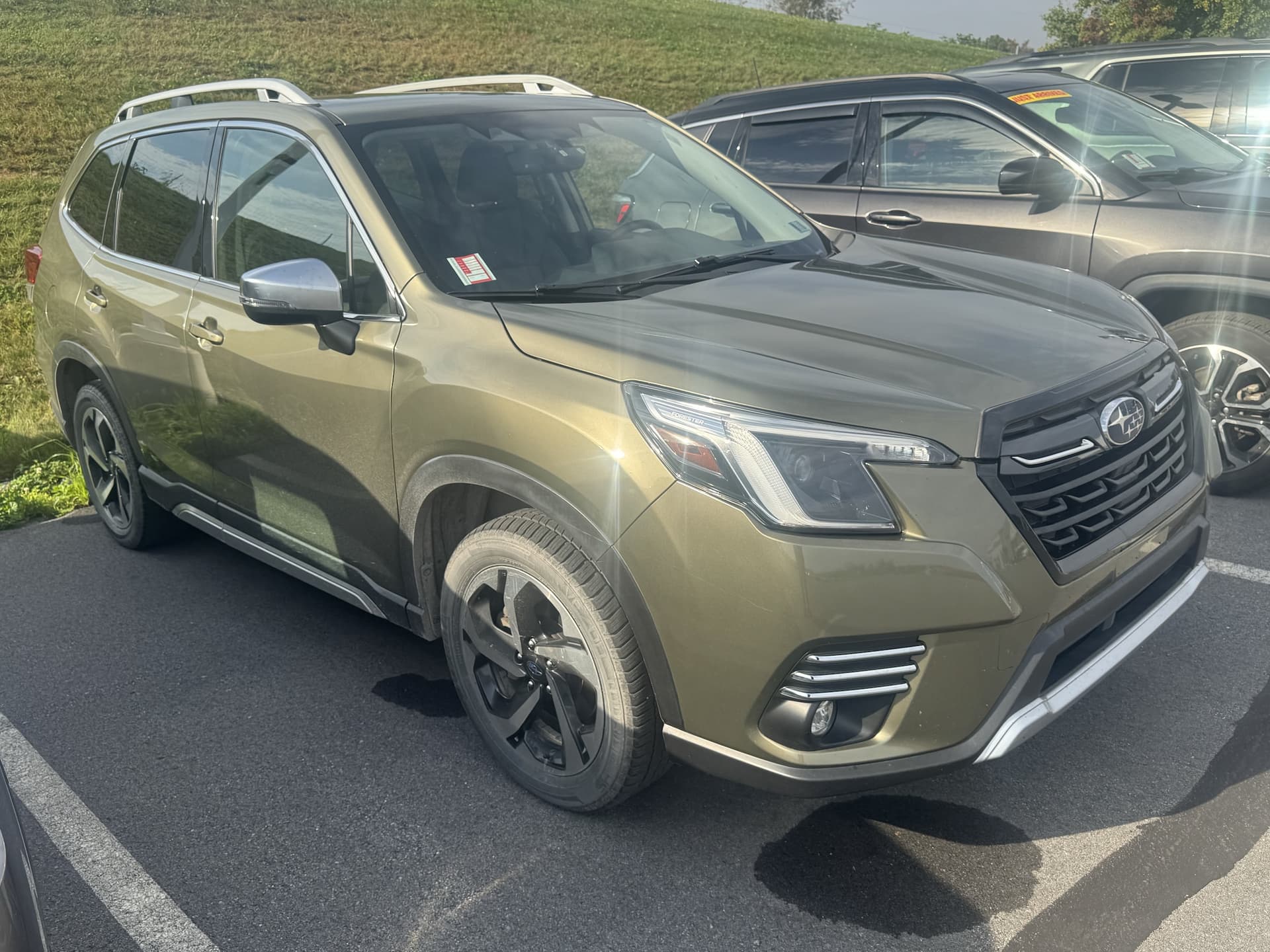 2024 Subaru Forester Touring — photo 1 of 3
