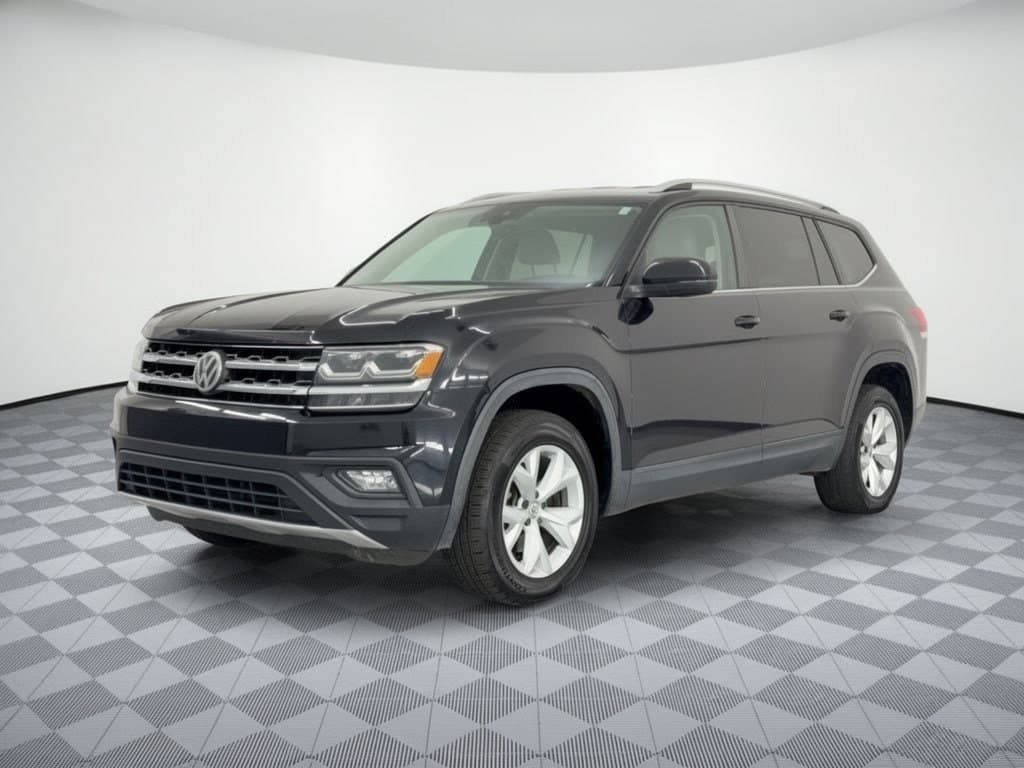 2018 Volkswagen Atlas Base — photo 1 of 30