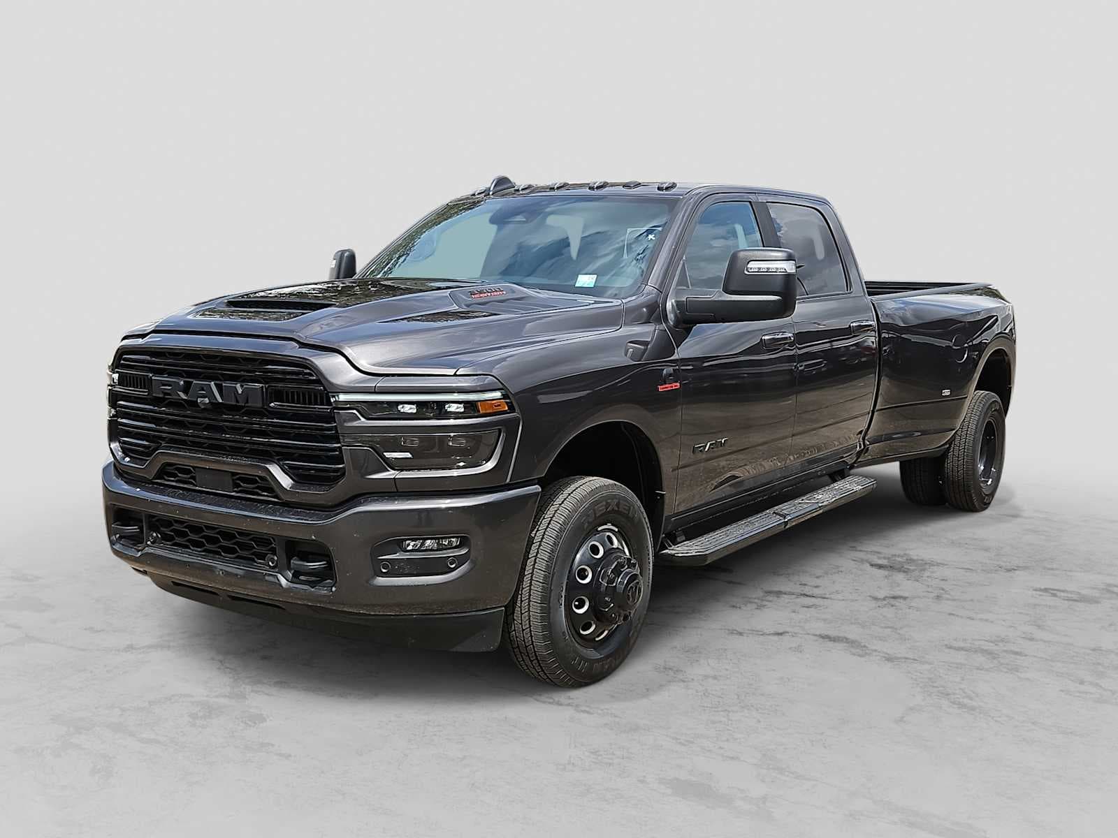2026 RAM 3500 Laramie — photo 1 of 39