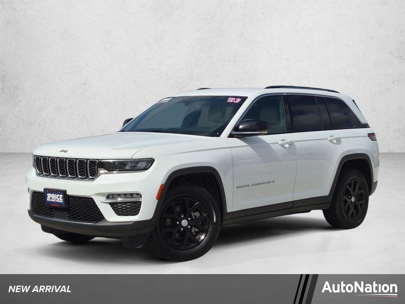 2023 Jeep Grand Cherokee Limited — photo 1 of 25