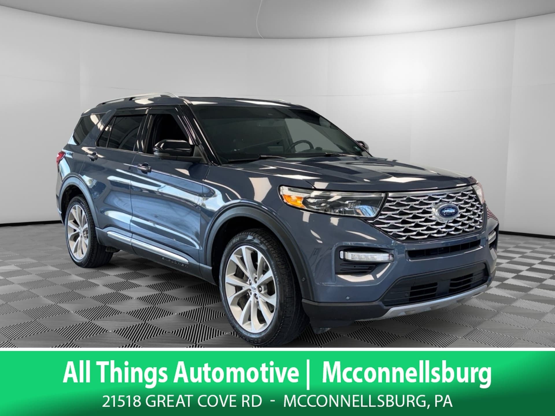 2021 Ford Explorer Platinum — photo 1 of 38