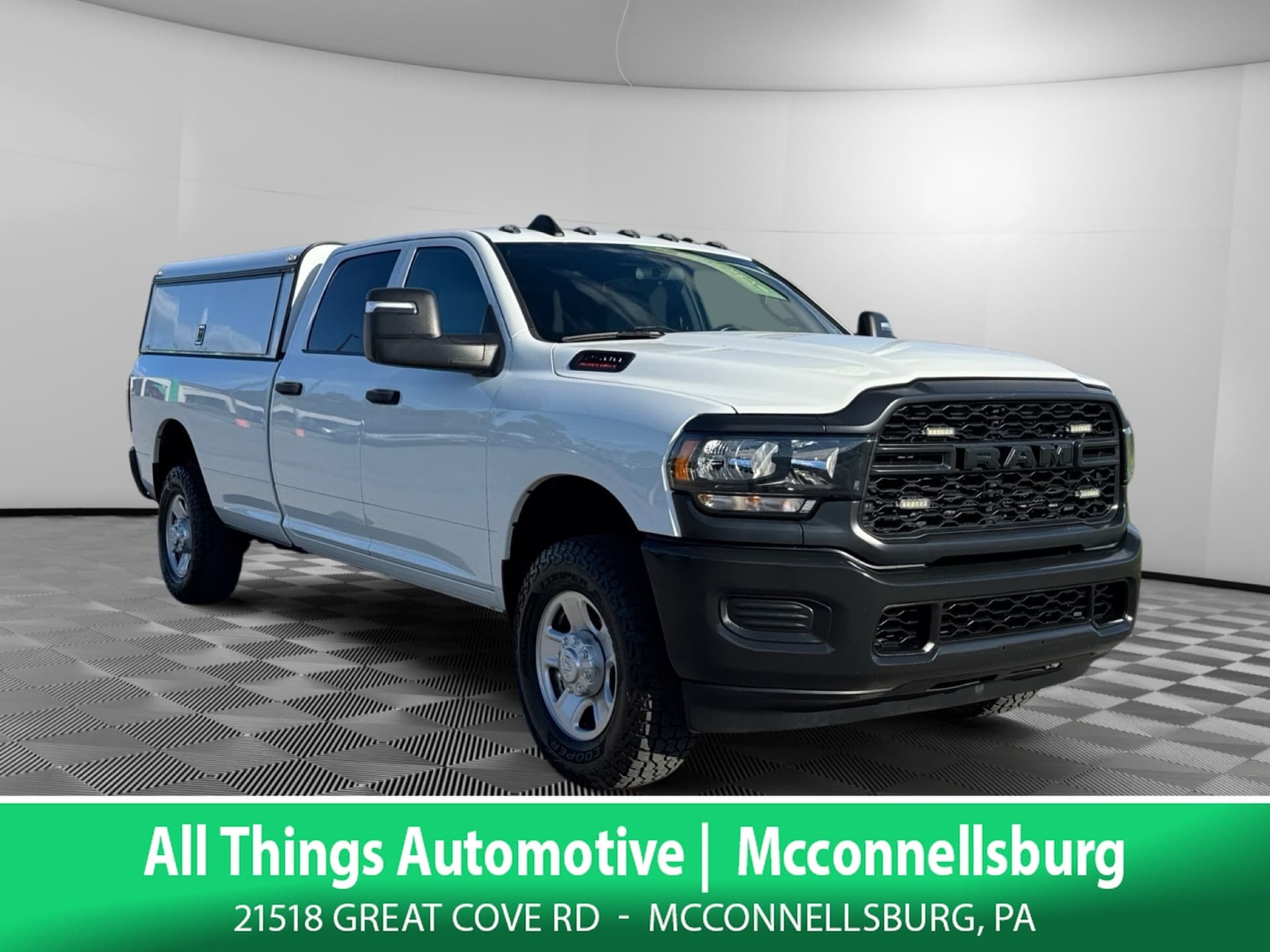 2024 RAM 2500 Tradesman — photo 1 of 36