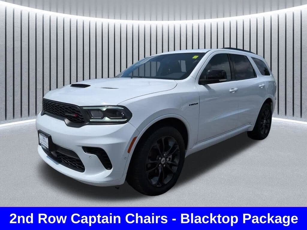 2025 Dodge Durango R/T — photo 1 of 9