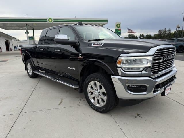 2022 RAM 3500 Laramie — photo 1 of 33