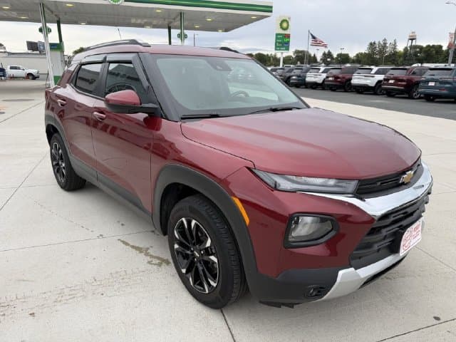 2022 Chevrolet Trailblazer LT — photo 1 of 30