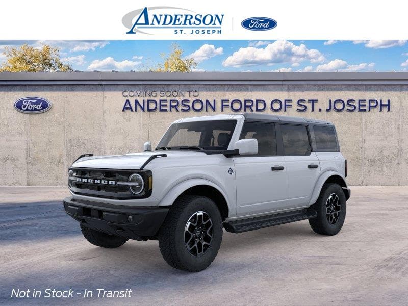 2026 Ford Bronco Outer Banks — photo 1 of 31